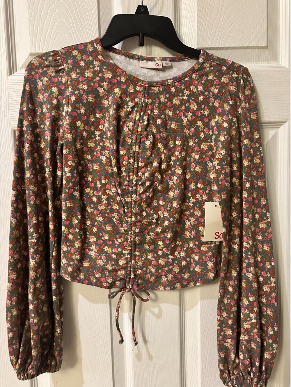 Women's size small, SO, Crop top with tie string, flowered